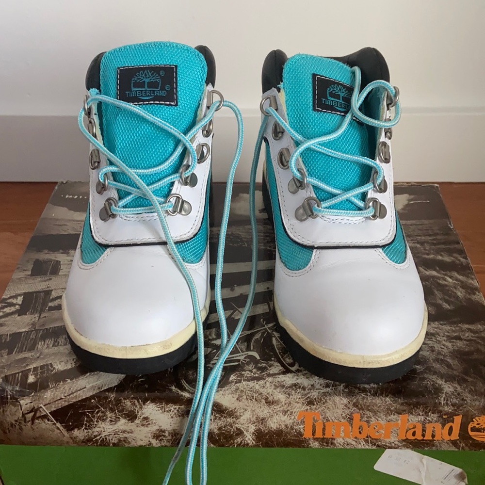 SOLD!!! 
WORN TWICE TIMBERLANDS SIZE 4